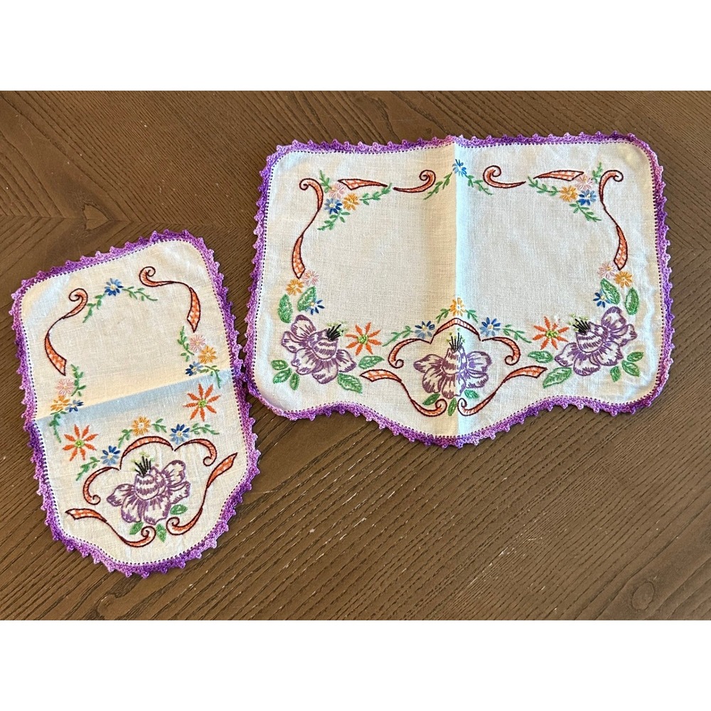 Vintage Hand Embroidered Linen Vanity Set Purple Floral Crochet Lace Trim 2pc